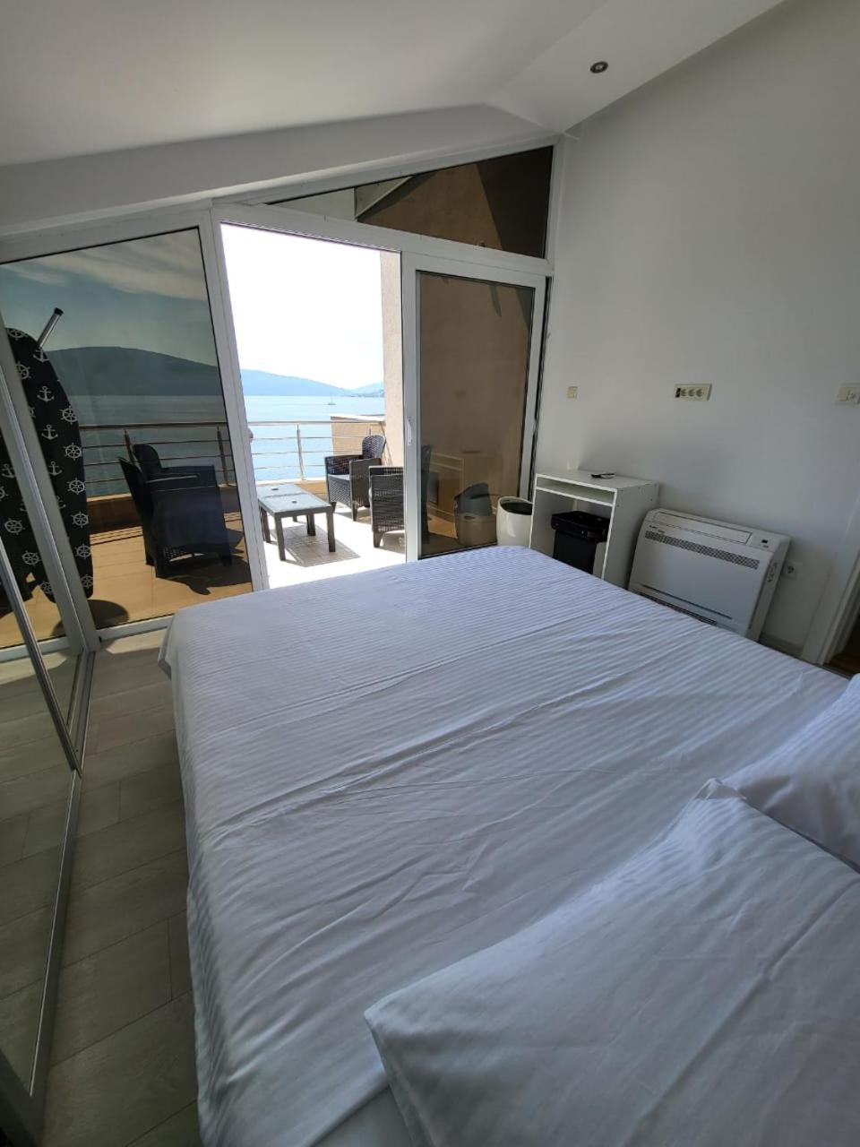 Matkovic Residence Тиват Экстерьер фото