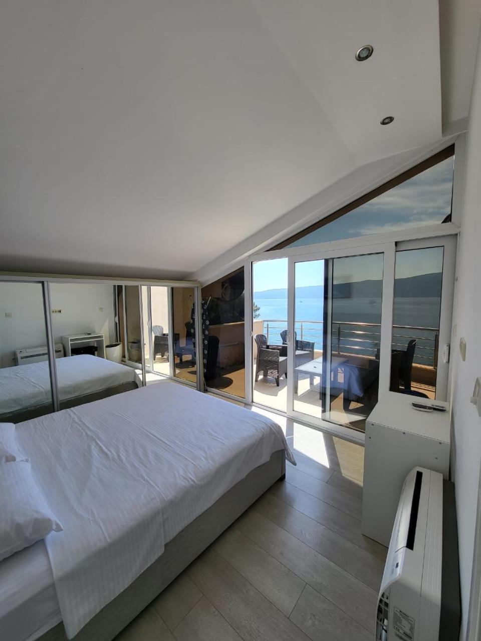 Matkovic Residence Тиват Экстерьер фото